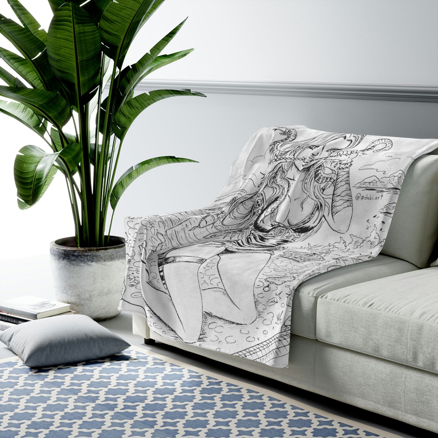Medusa Treasure - Plush Blanket