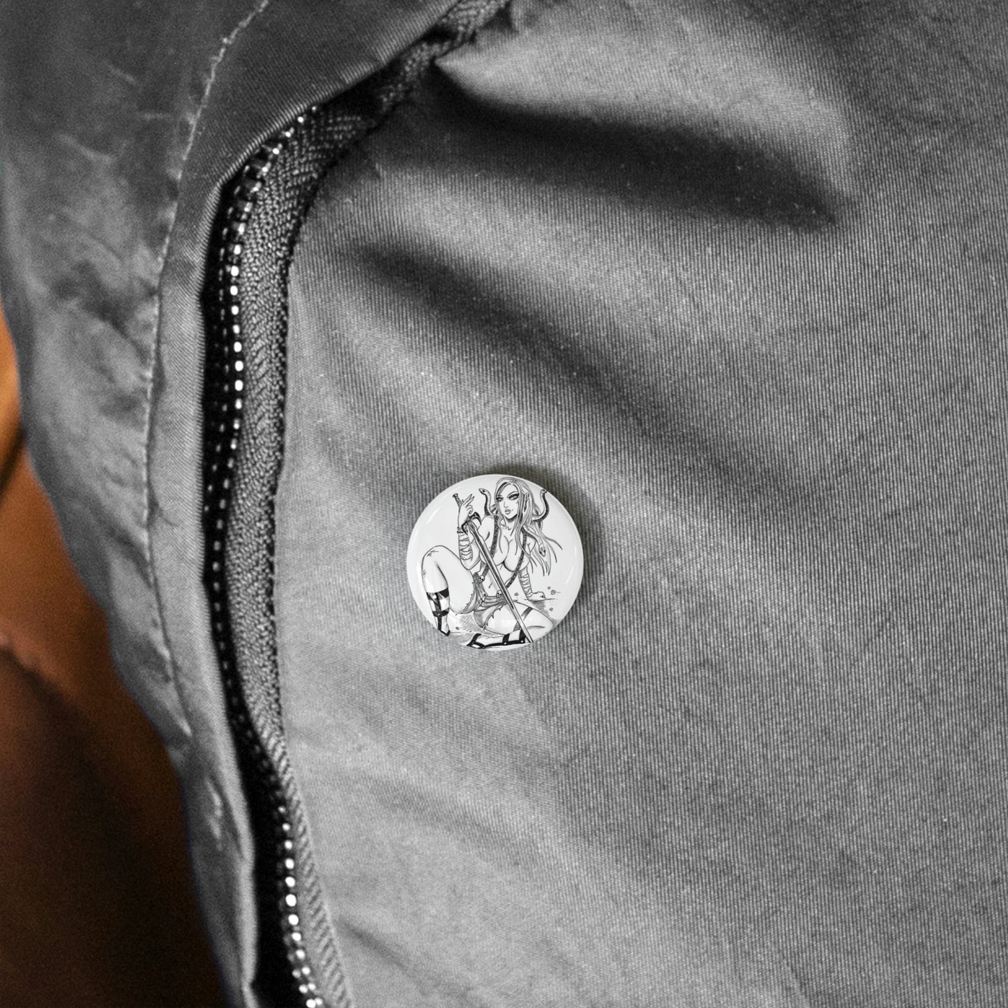 Medusa Hotpants - Round Pins