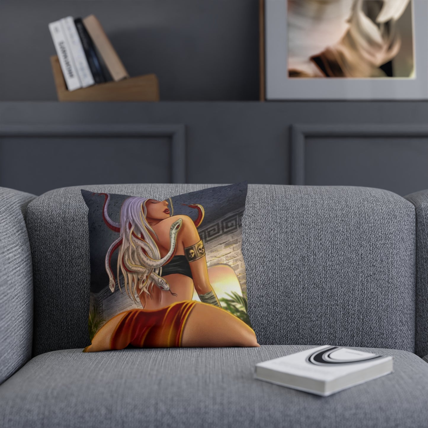 Medusa Gymball Booty - Pillow (40x40cm)