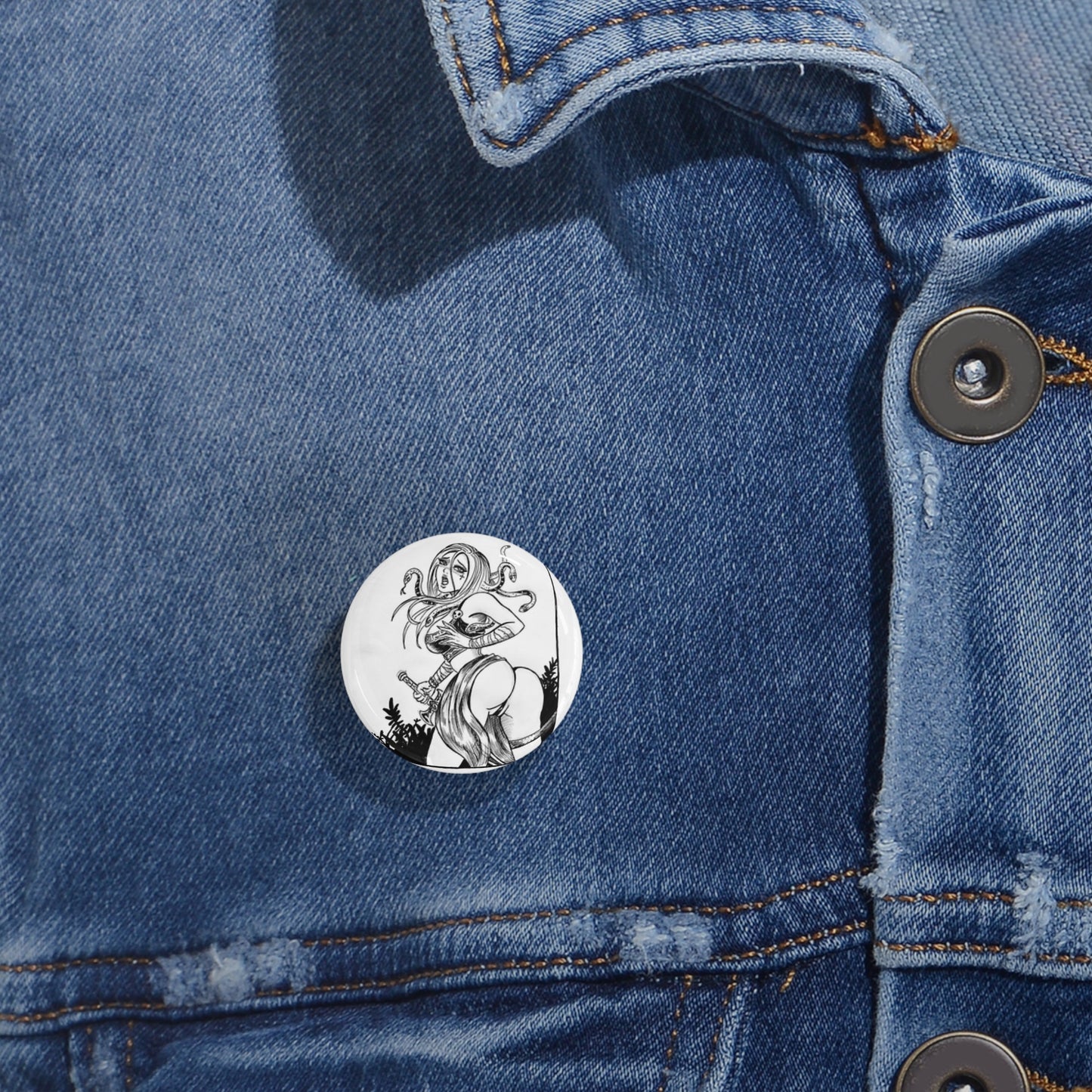 Medusa Booty - Round Pins