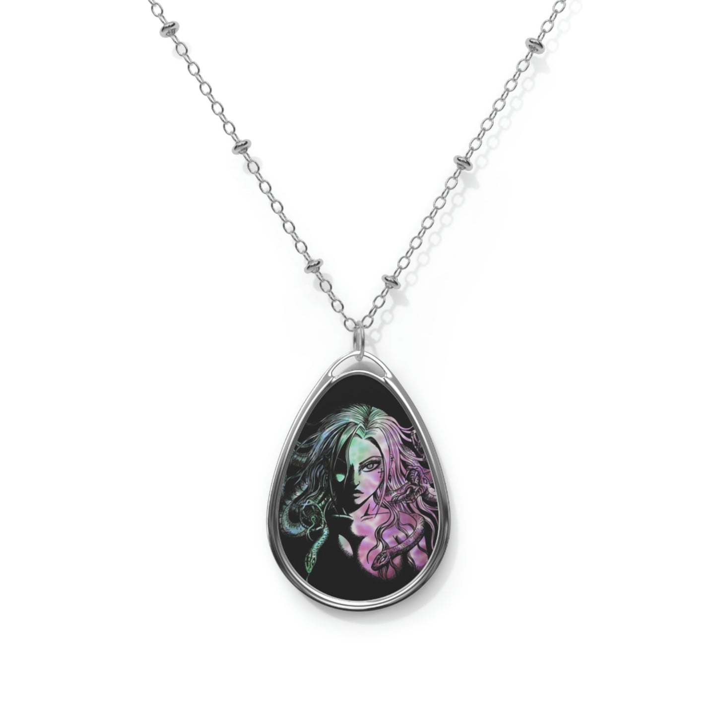 Medusa Dark - Oval Necklace